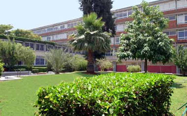 המרכז ללימודים חוץ אקדמיים במכללת רמת גן